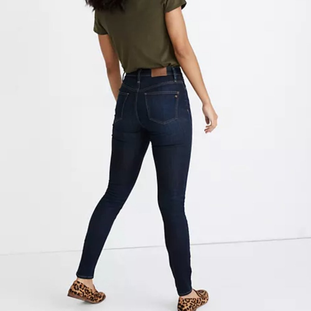 Madewell Curvy High Rise Skinny Jeans in Larkspur Wash